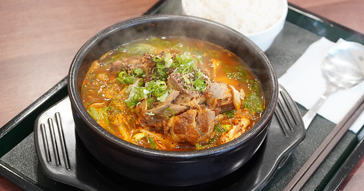 【行天宮韓式料理】韓國民俗村-辣魷魚拌飯、韓式小菜吃到飽｜菜單 @PEKO の Simple Life