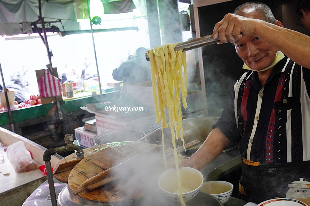 城中市場必吃,台北車站美食,周記手工家常麵,城中市場美食 @PEKO の Simple Life